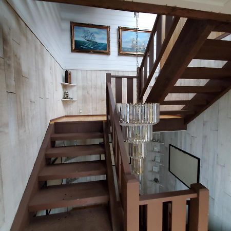 Royal Harrison Retreat Villa Harrison Hot Springs Ngoại thất bức ảnh