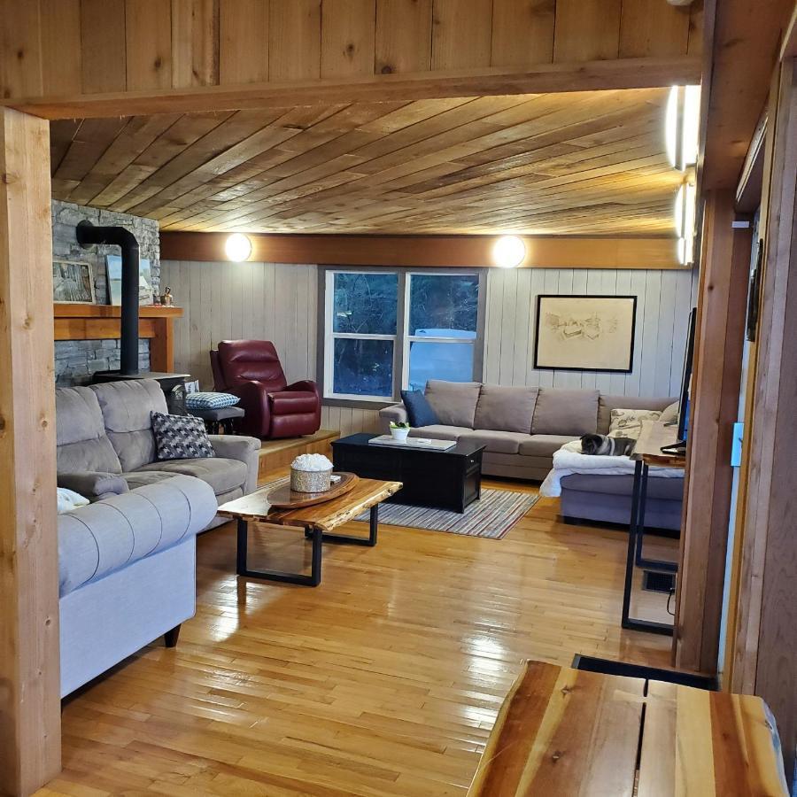 Royal Harrison Retreat Villa Harrison Hot Springs Ngoại thất bức ảnh