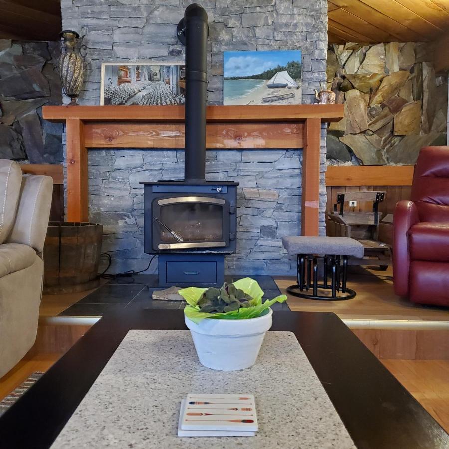 Royal Harrison Retreat Villa Harrison Hot Springs Ngoại thất bức ảnh